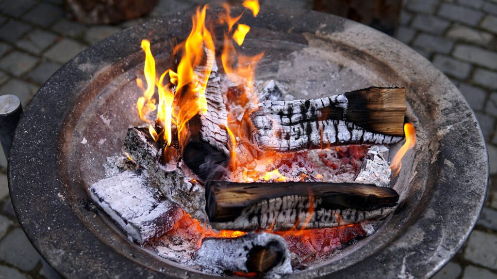 Silvester, glückliches Neues Jahr, Ritual, loslassen Silvester, glückliches Neues Jahr, Ritual, loslassen